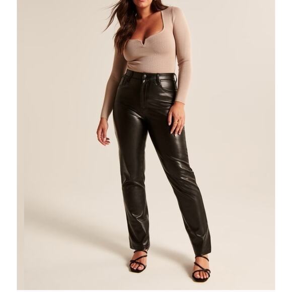 Abercrombie The 90’s Straight Ultra High Rise Faux Leather Jeans Sz 14/32 - Picture 1 of 11